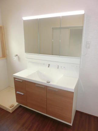 LIXILの洗面台　L.C