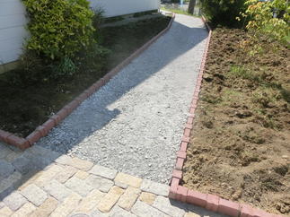 曖昧だった歩道をしっかり確保！