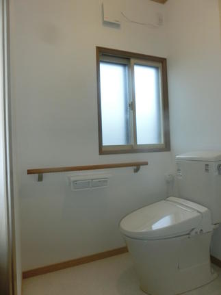 配置変更でドアから引き戸に！