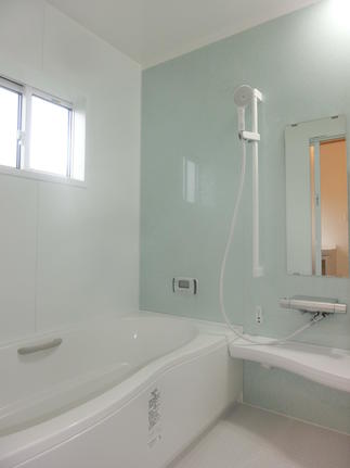 お風呂は狭く！？