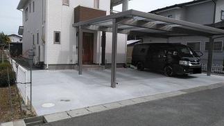 車にも家にもピッタリのカーポート