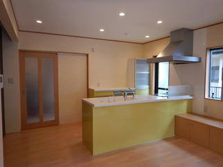 明るいキッチンです。