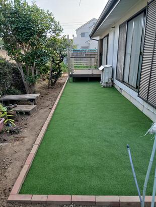 【古河市】雑草のお悩み解消！ウッドデッキ×人工芝で家事も趣味も快適に！家族みんなが過ごしやすいプライベートガーデン