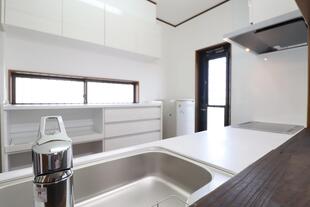 【つくば市】明るく居心地のよい空間のキッチンに明るく居心地のよい空間のキッチンに