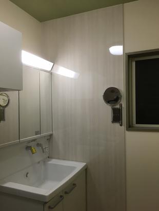 LIXIL洗面化粧台ピアラで洗面室が快適空間に生まれ変わりました!