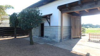 長屋門～改修後～