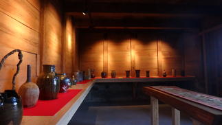 長屋門　内部～改修後～