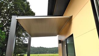 外壁を傷つけない独立構造