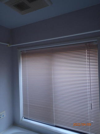 内窓インプラス「ブラインドイン」タイプ工事前