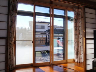 広縁の窓はLow-E複層ｶﾞﾗｽ（高遮熱仕様）