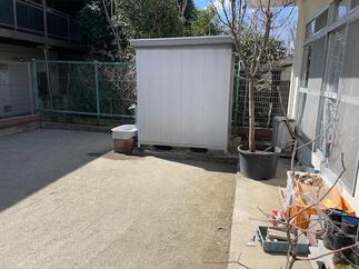 さらに整地作業！