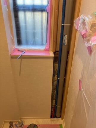 洗面化粧台への配管．．．