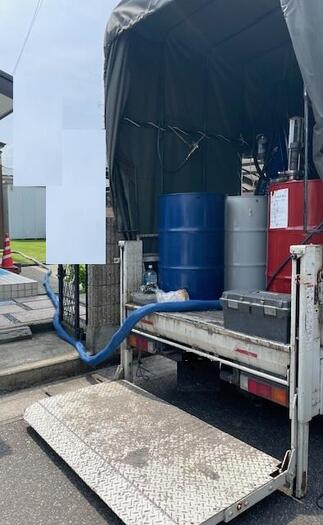 吹付け断熱工事当日2