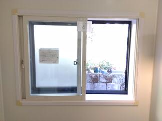 浴室窓インプラス設置