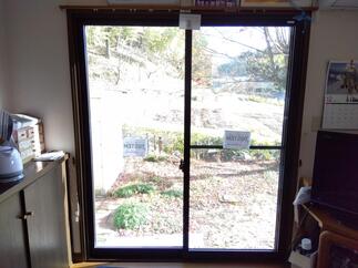 ダイニング東窓インプラス設置