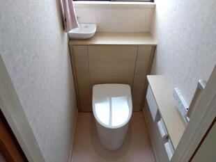 TOTO　レストパルでタンク・配管も見えずスッキリ！掃除もしやすくなりました！