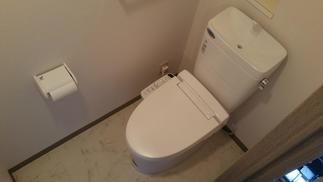 LIXIL便器＋シャワートイレ