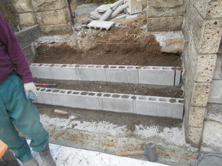 下地のブロック積み