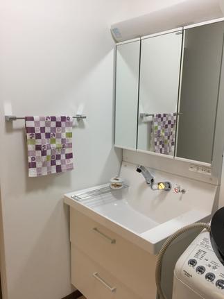 LIXIL洗面化粧台『ピアラ』