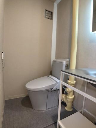 洗面室とトイレの壁撤去により 開放感のある空間に