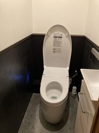 TOTO：ネオレスト、ＴＯＴＯ：ハイドロセラウォール(壁材)、ＴＯＴＯ：コンフォートシリーズ(手洗い器)