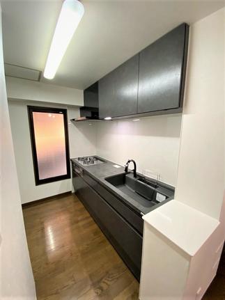 キッチン入口　AFTER