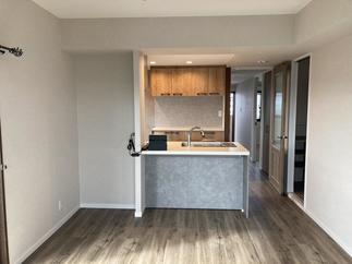 床材：LIXIL【ラシッサ】