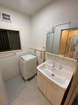 洗面室もリニューアル　　AFTER