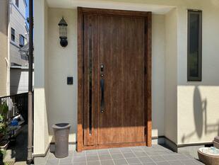 玄関ドアをリニューアル7