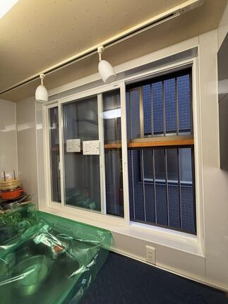 キッチンシンク前窓　内窓設置