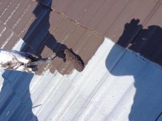 屋根塗装の様子①