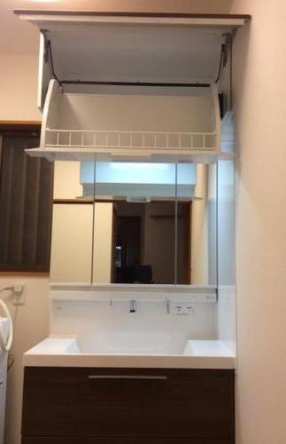 洗面化粧台　リフォーム後②