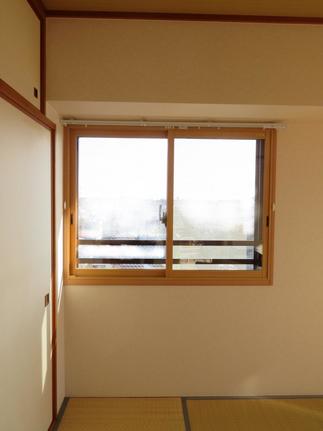 腰窓 ライトウッドG