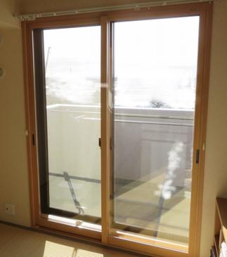 掃出し窓 ライトウッドG