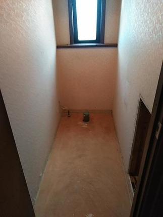 トイレ　設置前