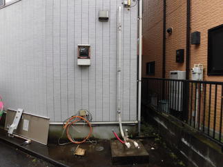 既存エコキュート撤去