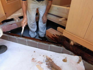 木材防腐剤の塗布