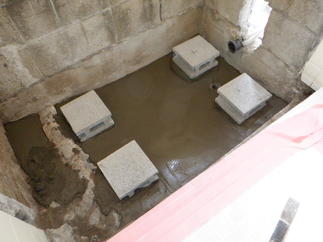 浴槽下地の状況