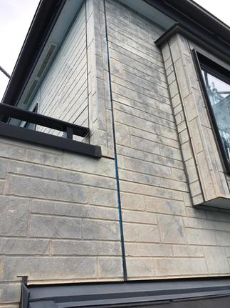 工事中（洗浄跡）