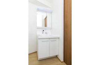 【AFTER】3点ユニットから独立洗面台に。