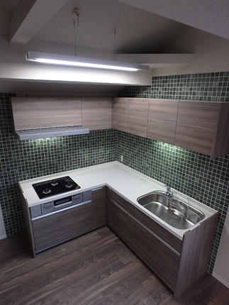 吹抜のある広々としたキッチン