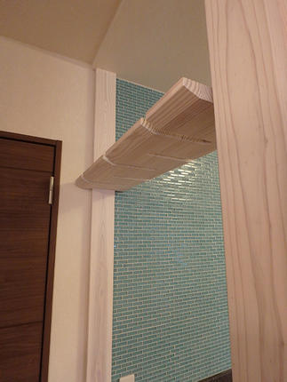 オリジナルのワイングラスの収納スペース