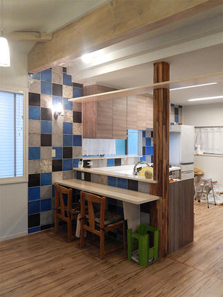 キッチンとダイニングの境界のデザイン