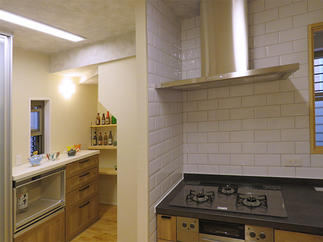 キッチンとパントリー