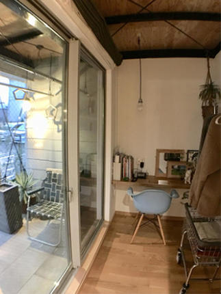 リビングからデッキへ