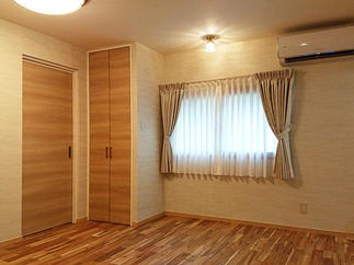 窓の位置はそのままに