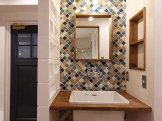 洗面室とは別に手洗い場を設けました