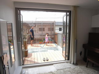 大きなサッシに取り替えました！