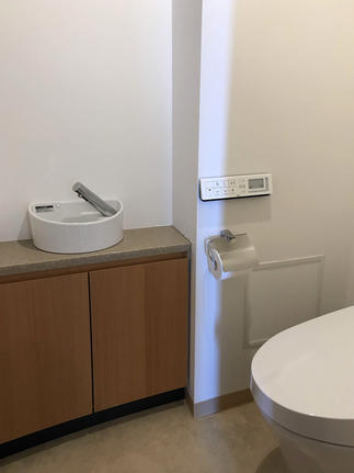 タンクレストイレ＆自動水栓