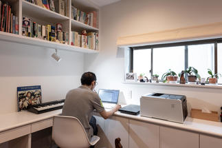 ダイニングにテレワークスペース